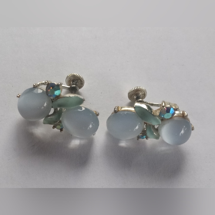 Lisner Vtg Moonglow Cabochons Ab Rhinestones Enamel Leafs Screw Back Earrings 24$